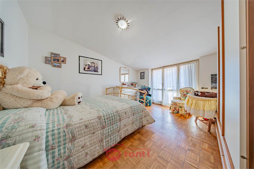 CAMERA 1